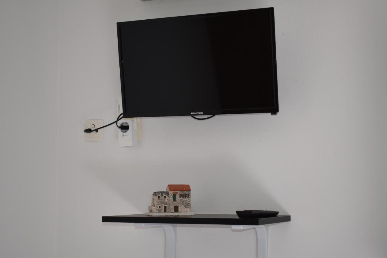 Twin Love Apartment Split Extérieur photo