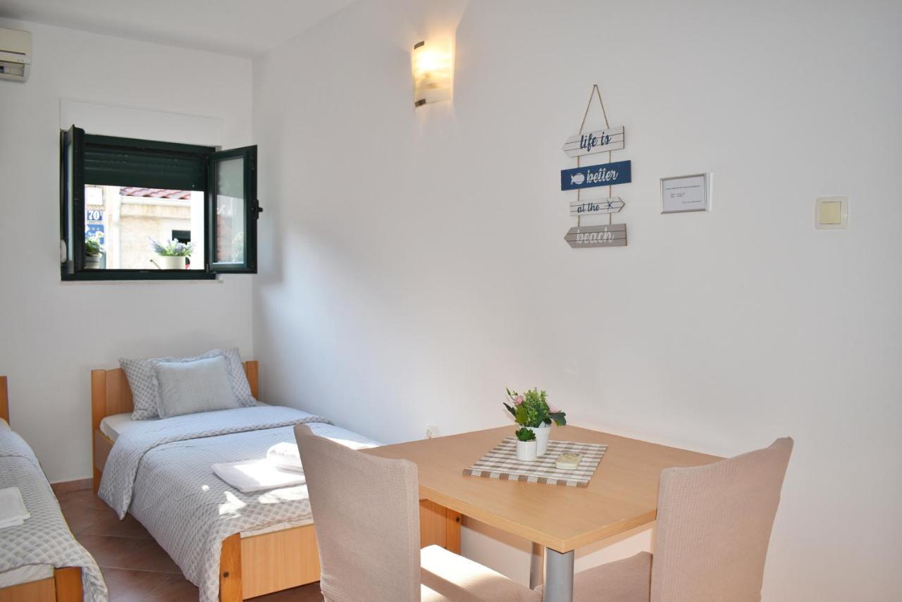 Twin Love Apartment Split Extérieur photo